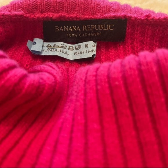 Banana Republic Cashmere Chiara Fuchsia Turtleneck Sweater M - Picture 2 of 9